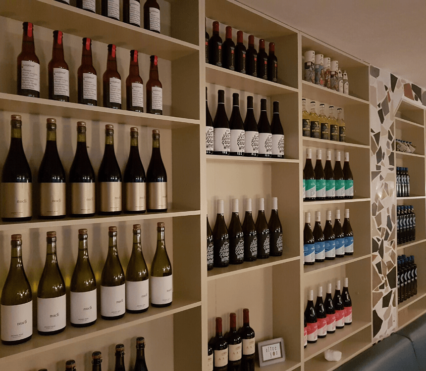 Trendy taverna in hartje Hoorn: Olijf